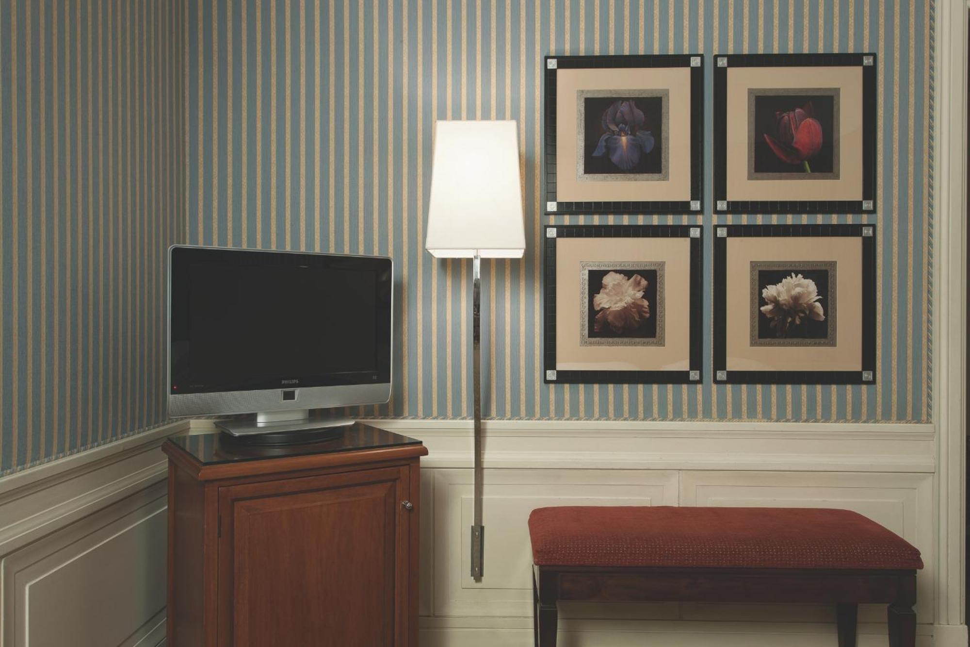 Superior Double or Twin Room,682191075:JPEG